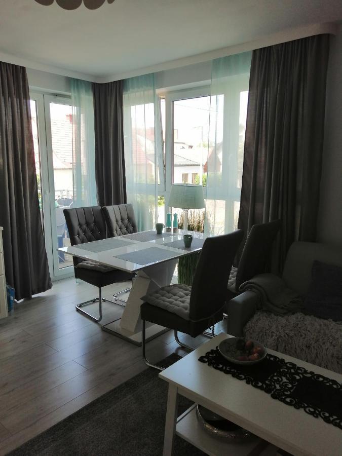 Apartament Rodzinny Sloneczne Tarasy Dziwnówek Exteriör bild