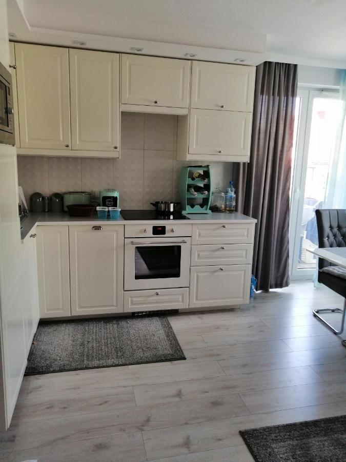 Apartament Rodzinny Sloneczne Tarasy Dziwnówek Exteriör bild